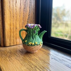 Mini Flower Basket Teapot Figurine Ceramic Cottagecore Fairy Garden Decor